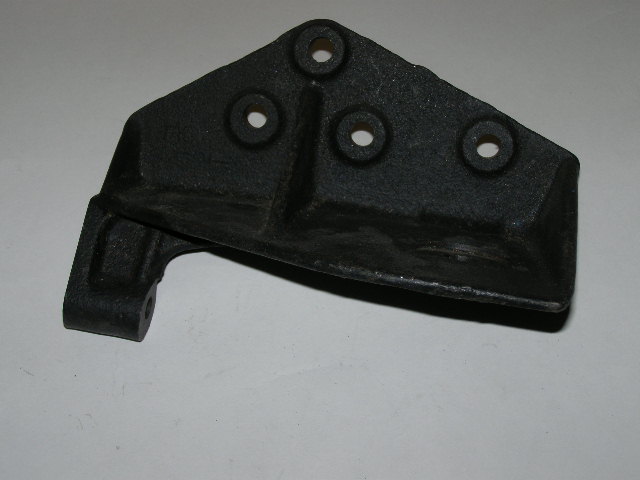 Кронштейн двигателя Г-3302 Бизнес левый