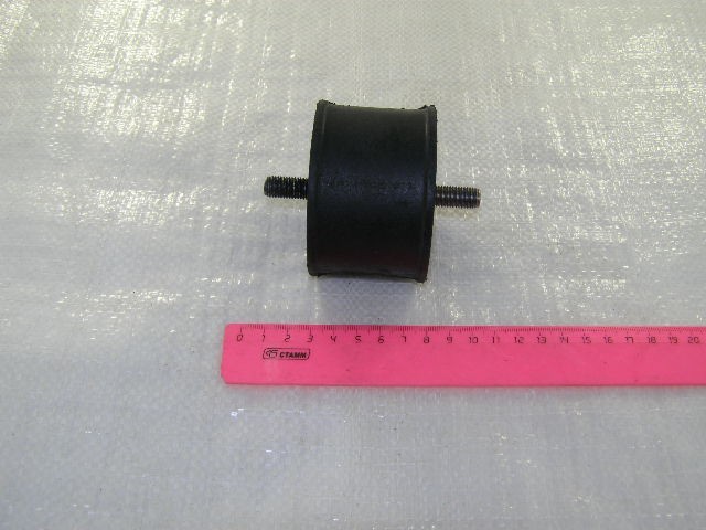 Подушка двигателя 2121 в сборе