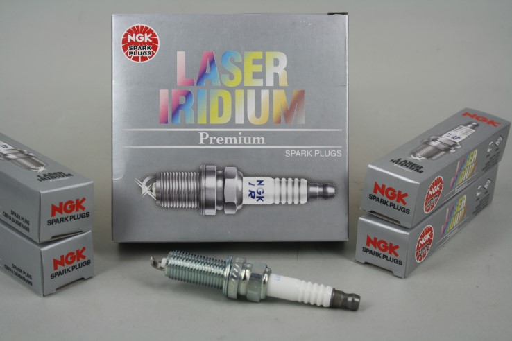 Свеча NGK IRIDIUM DILKAR6A11