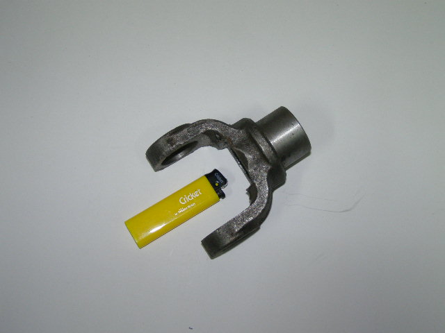 Вилка вала карданного средняя