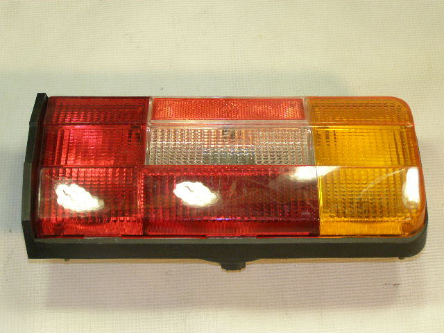 Фонарь задний 2106 правый в сборе