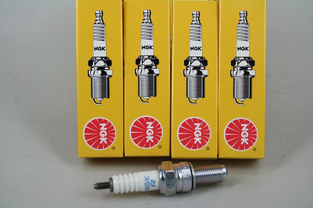 Свеча NGK CR7E /4578/