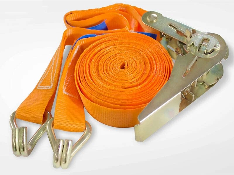 Комплект стяжных ремней с храповым механизмом и крюками