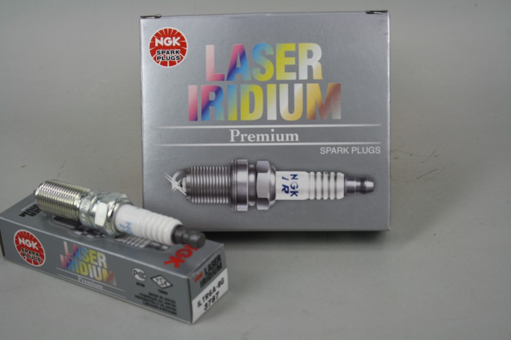 Свеча NGK LASER IRIDIUM  ILTR6A8G  (3787)