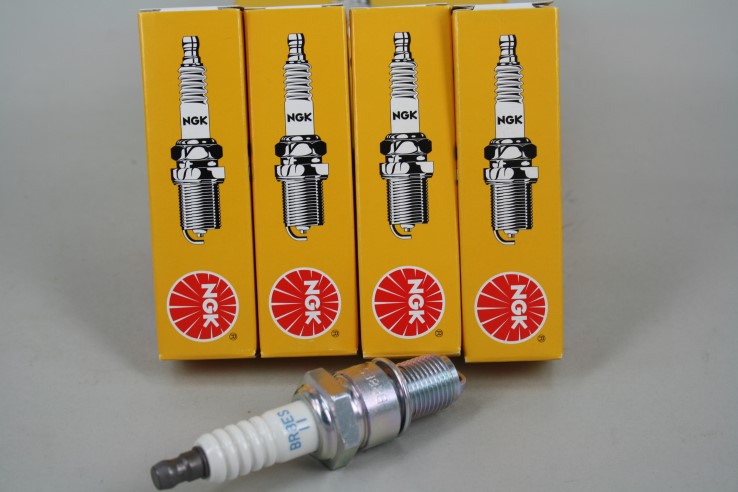 Свеча NGK BR8ES-11 (7986)