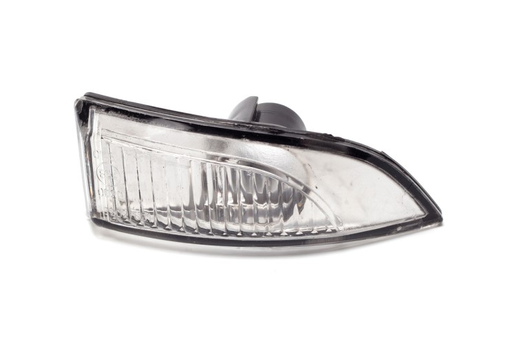 Повторитель поворота Renault Megane III Fluence прав.