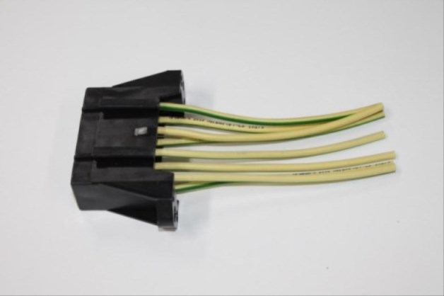 Блок предохранителей силовой 21213