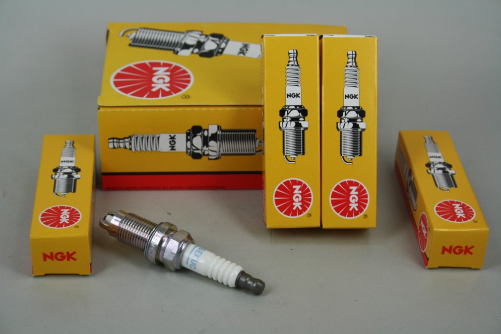 Свеча NGK BKR6EKUC (1013)