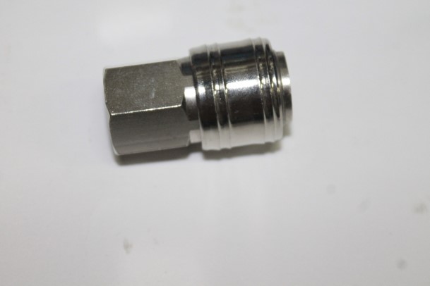 Фитинг быстросъемный для пневмоинструмента ESH20 х внутренний резьба D=1/4