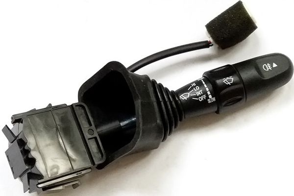 Переключатель стеклоочистителя подрулевой Lacetti 03--