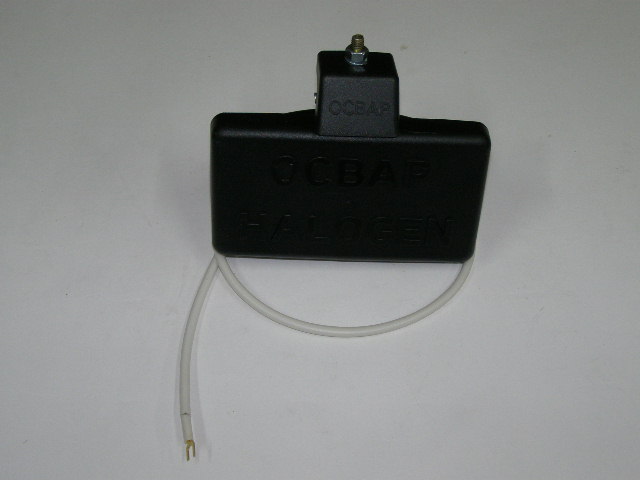 Фара противотуманная прямоуг. белая с крышкой (2212.3743-04)