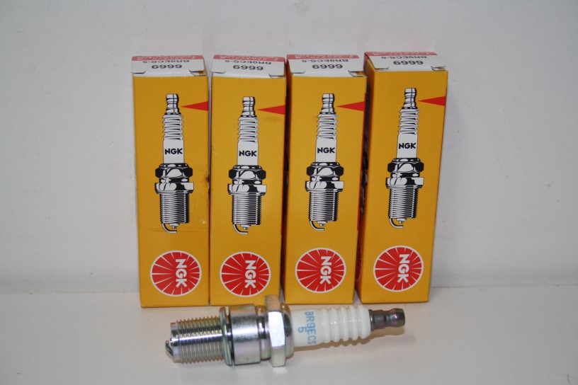 Свеча NGK BR9ECS-5 /6669/