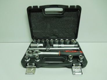 Набор инструментов  17 предметов 1/2  (11-24мм) в кейсе