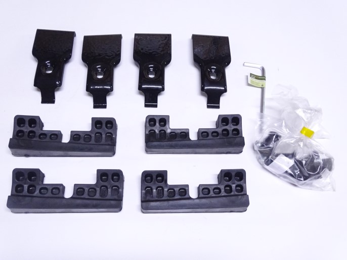 Компл. адаптеров для авто с гладкой крышей Kia Rio 3 седан 2011-2017г. (реком.перекладина 125см)