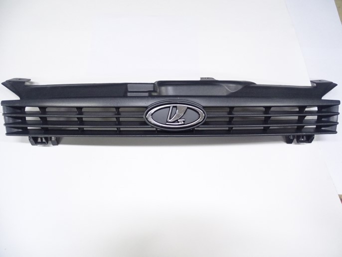 Облицовка радиатора /1118/ черн. 4 полосы (тюнинг) со значком