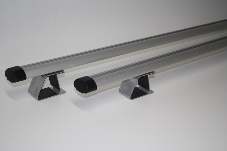 Багажник Renault Duster 2015-г.в. аэродинамика 120 см =адаптеры серебристого цвета=