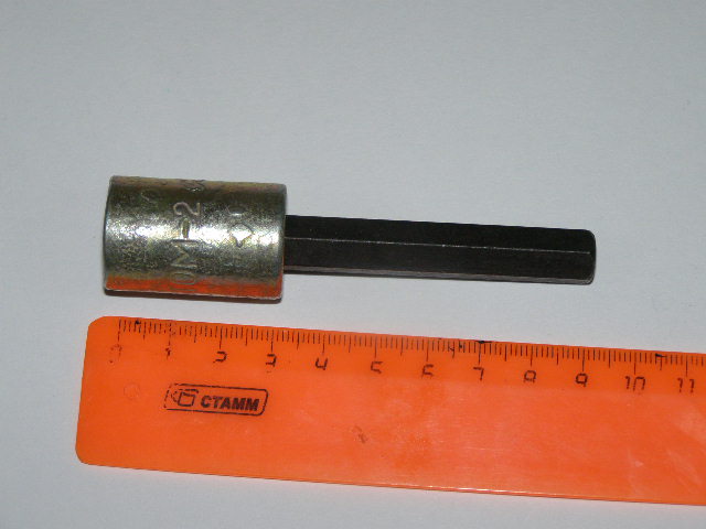 Ключ-насадка  шестигранник  головки блока 2108