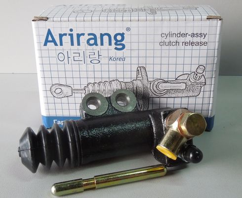 Цилиндр сцепления рабочий Elantra 06-10--, Solaris 10--, IX35 10--, Sportage 10--, Ceed 06--, Cerato 08--, Rio 05-11--