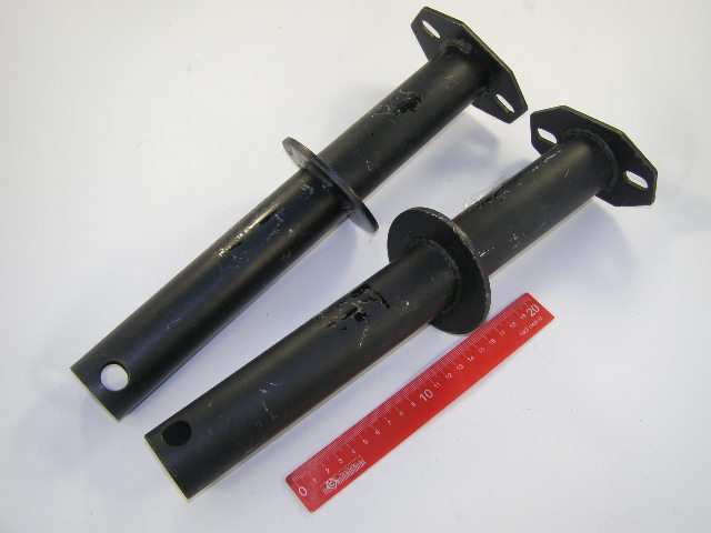 Кронштейн бампера /2121/ перед.