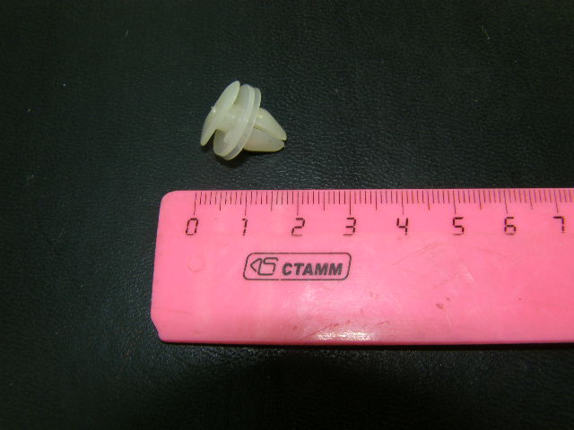 Пистон обшивки двери /2105, 2121/ (в уп. 100 шт)