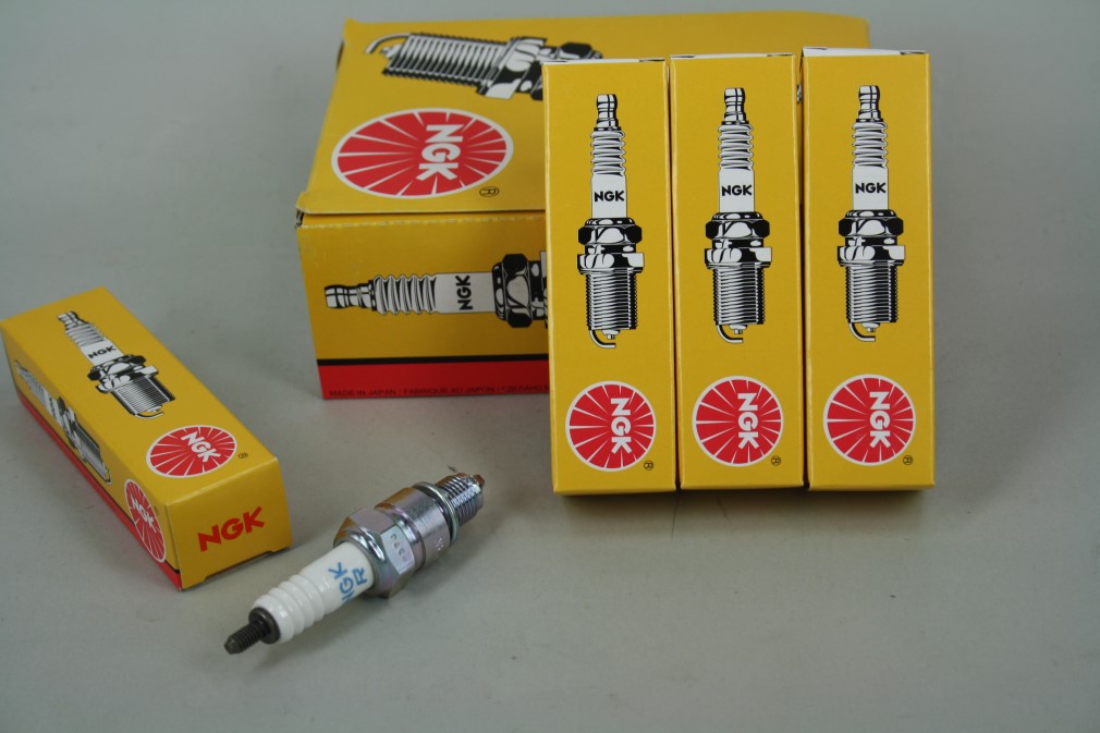 Свеча NGK CR7HS (7223)