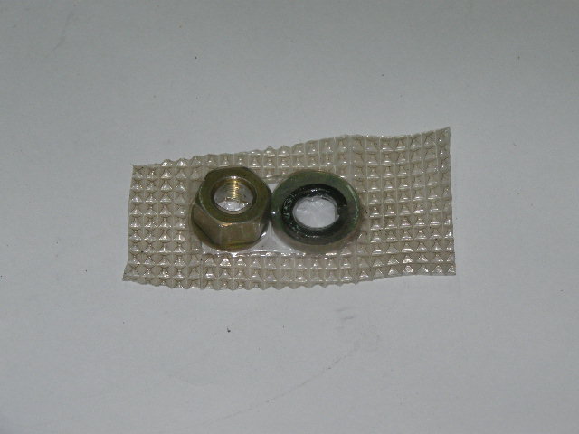 Гайка 2110 шкива генератора d=15 с шайбой