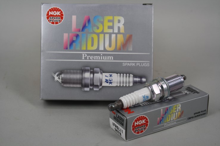 Свеча NGK LASER IRIDIUM IFR6L11 (3678)