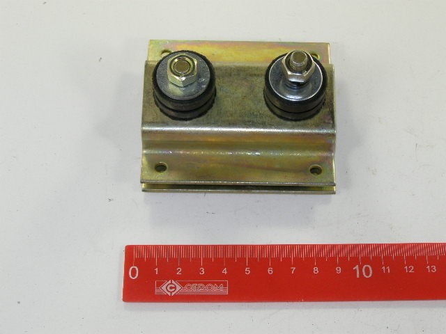 Кронштейн бампера Г-3302 н/о боков.