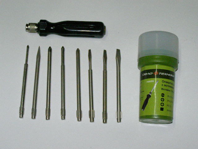 Отвертка цанговая с вставками 8 шт 110 мм Шлиц 6,5,3 мм, РН0, РН1,РН2, PZ2, шило