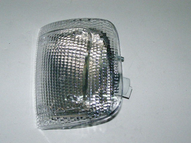 Поворотник передний Г-31029,3110, Г-3302 правый белый