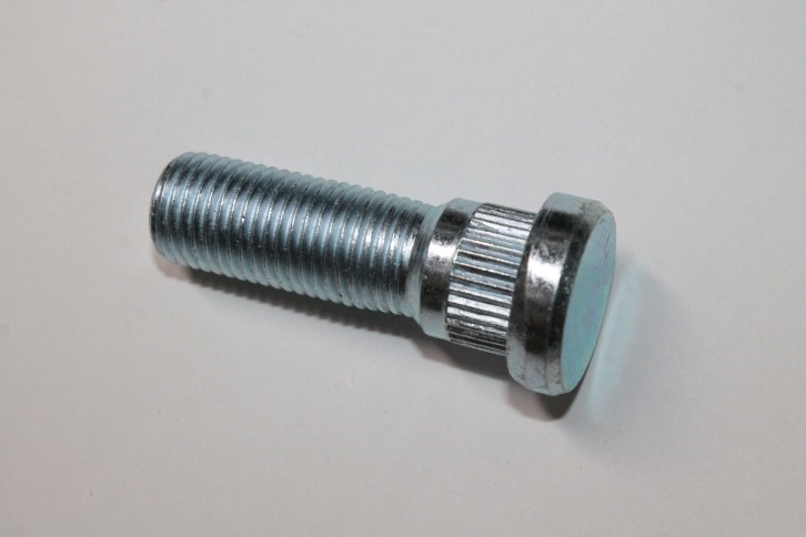 Шпилька колеса M14х1,5х51.5/32 LAND Cruiser