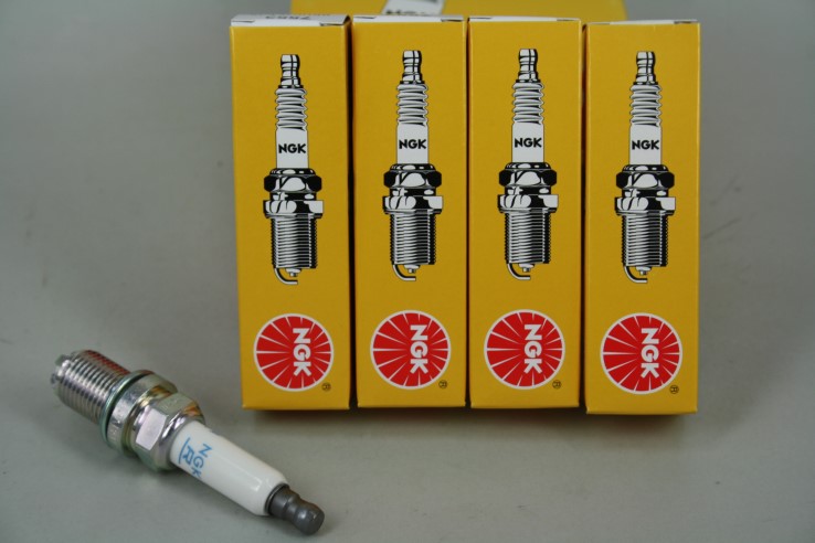 Свеча NGK BKR6EQUA (6872)