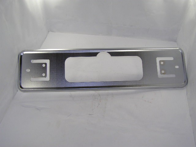 Рамка под номер металлическая серебристая