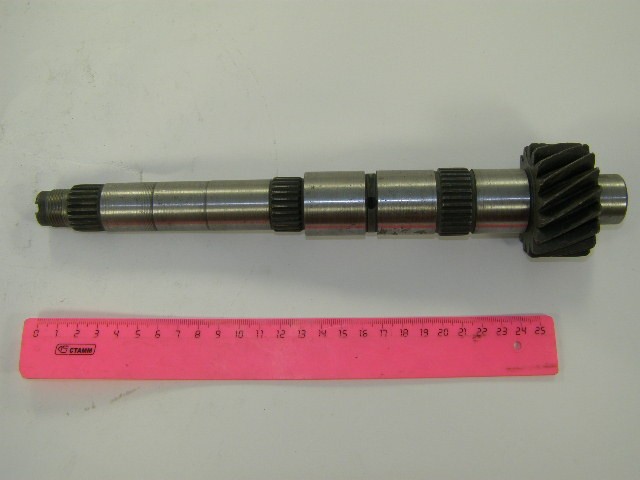 Вал вторичный 2108 (17 зубьев)