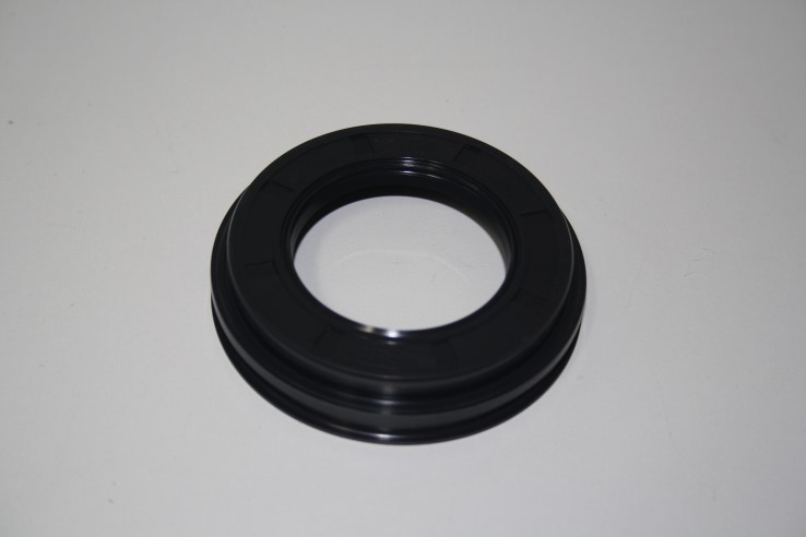 Сальник полуоси